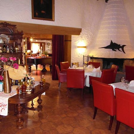 Castello Bianco Hotell Wadern Eksteriør bilde