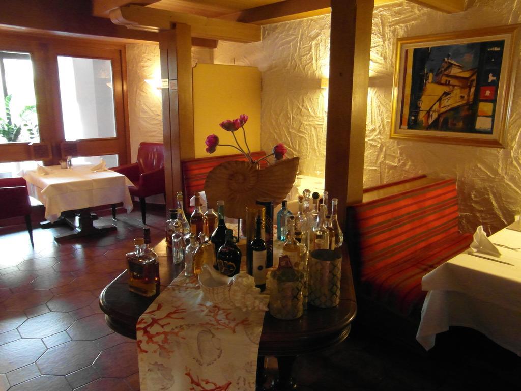 Castello Bianco Hotell Wadern Eksteriør bilde
