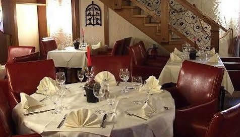 Castello Bianco Hotell Wadern Eksteriør bilde